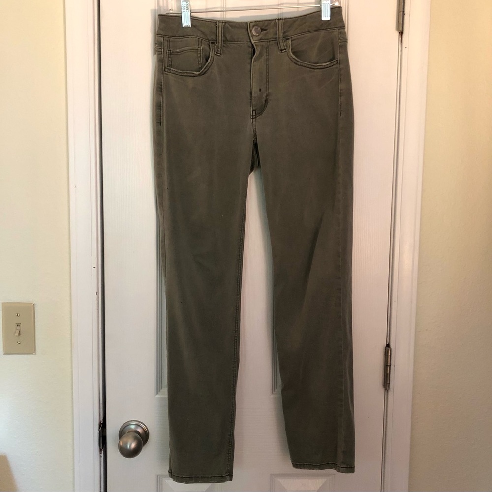 Army green American Eagle Tomgirl Jeans